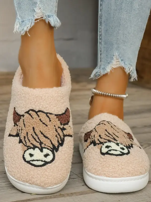 Women's Cute Cartoon Highland Cow Design Plush Slippers, Casual Soft Comfortable Home Slippers, Warm Slippers for Indoor & Ou...