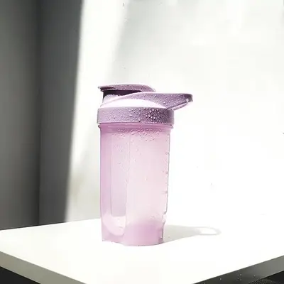Portable Protein Shaker Bottle, 1 Count 500ml Sports Drinking Cup, Multifunctional Water Bottle for Outdoor Sport, Music Fest...