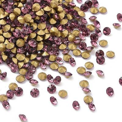 Back Plated Grade A Diamond Glass Pointed Rhinestone