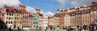 A Miracle from the Rubble: Warsaw Old Town Walking Tour