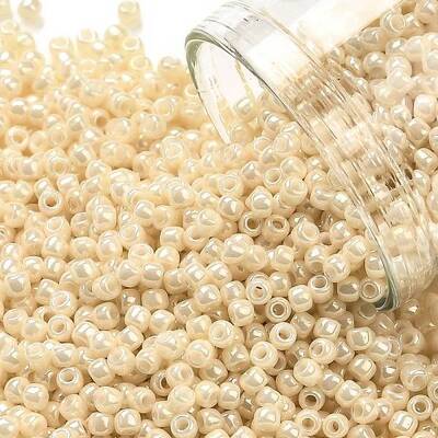 TOHO Round Seed Beads