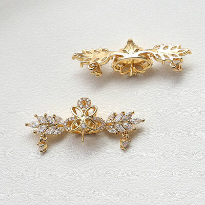 Crown Brass Pave Clear Cubic Zirconia Head Pins