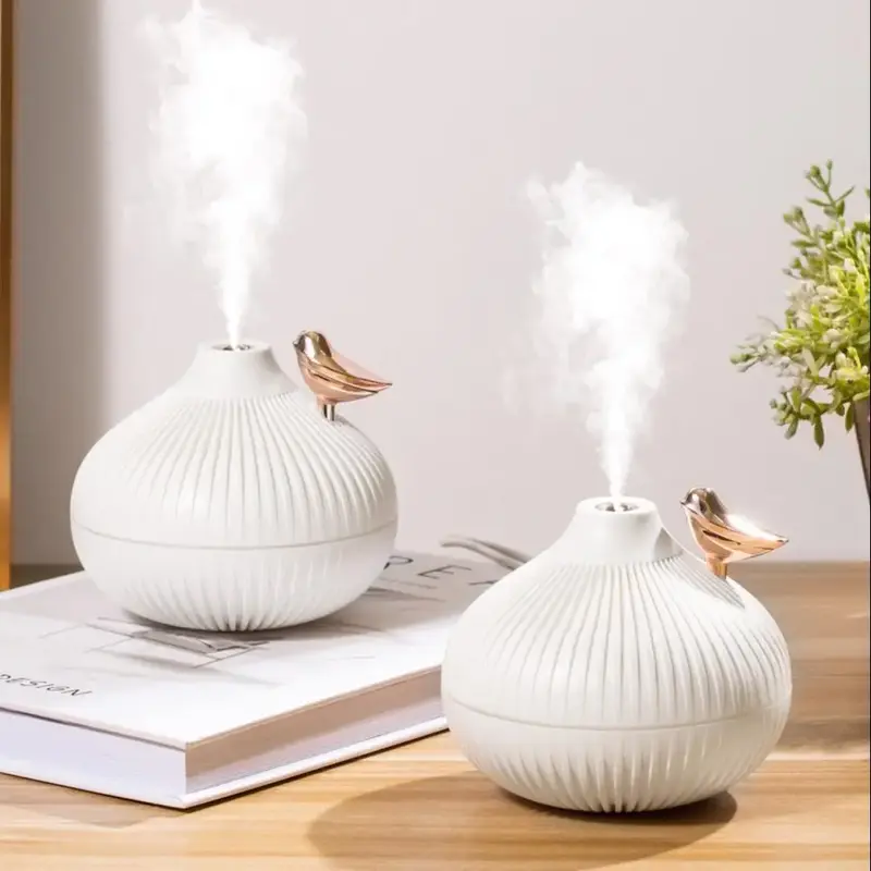 Creative Onion Design Small Humidifier, USB Powered Silent Operation Air Humidifier, Desktop Humidifier for Home Office Bedro...