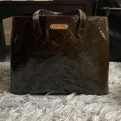 Pre-owned Louis Vuitton Leather Tote Bags Monogram Vernis Wilshire MM