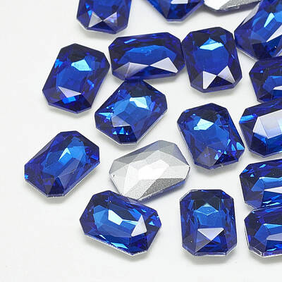 Pointed Back Glass Rhinestone Cabochons