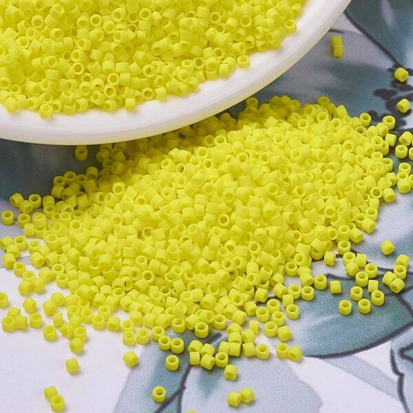 MIYUKI Delica Beads
