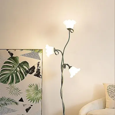Vintage Flower Design Floor Lamp, Retro Floor Lamp with Flexible Hose & Foot Switch, Creative LED Cozy Lighting Lights for Be...