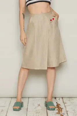 Flóki Shorts (Beige) | size: L