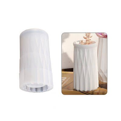 DIY Silicone Vase Molds