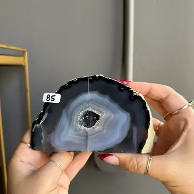 Natural Agate Crystal Bookends - Unique Patterns & Vibrant Colors for Bookshelf Decor & Organization - Ideal Gift for Book Lo...