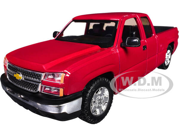 2006 Chevrolet Silverado 1500 Pickup Truck Red Metallic Die-Cast Collection Series 1/25 Diecast Model Car by Motormax