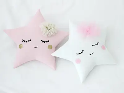 Sleepy Star Pillow (2 colors) with Tulle Flower and Golden Cheeks