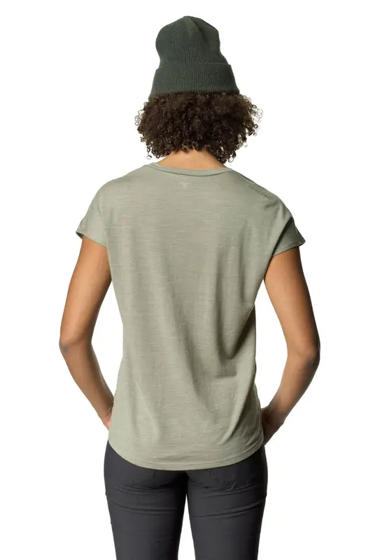 W's Activist Tee | Color: in between green | Size: L