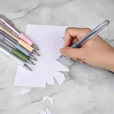 Random Color Plastic Scissors Pen (1/6counts), Retractable Precision Craft Cutting Pen, Creative Paper Cutting Tool for Art P...