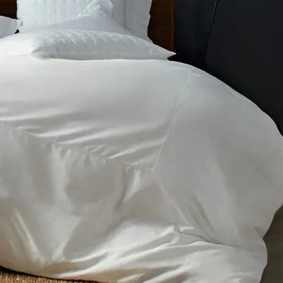Duvet Cover | Size: King/Cal King | Color: White | Touch: Sateen