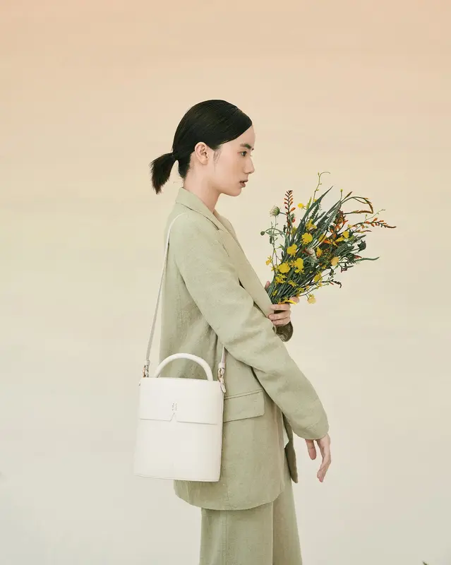 Gaia Bucket Bag | Color: Oat