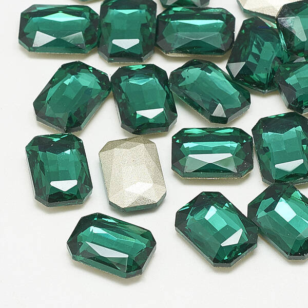Pointed Back Glass Rhinestone Cabochons