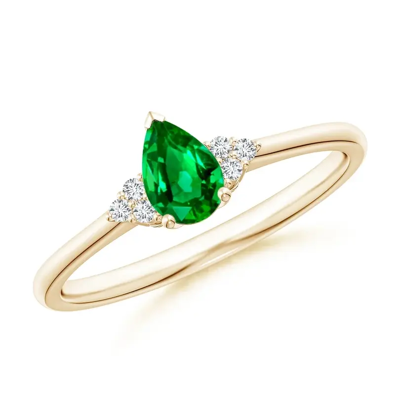 10K Gold Pear Cut Emerald & 0.05 CT.T.W. Trio Diamond Engagement Band