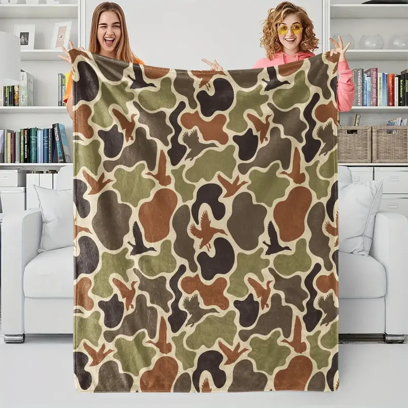 Camouflage Pattern Blanket, 1 Count Soft Comfortable Throw Blanket, Warm Napping Blanket for Home Office Travel, Bedroom Refr...