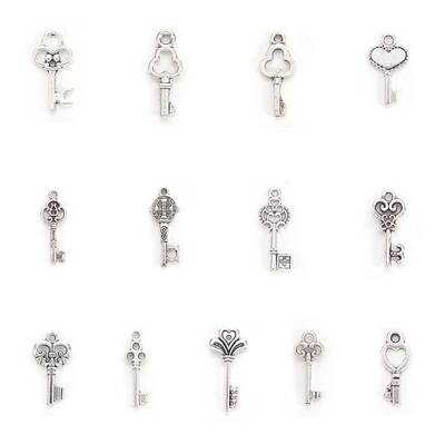 Tibetan Style Alloy Key Pendants