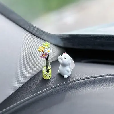 Mini Daisy Vase & Rabbit Design Car Decoration, Cute Small Car Decor Ornament, Interior Car Decor Accessories, Cute Car Acces...