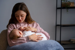 Breastfeeding Basics: A Guide for New Moms