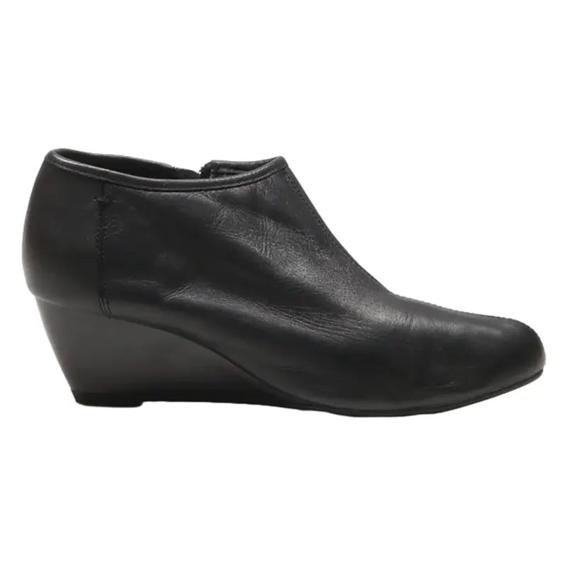 CLARKS Ankle Boots Black Leather Womens UK 6