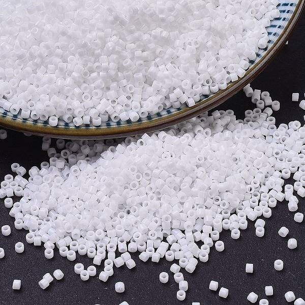 MIYUKI Delica Beads