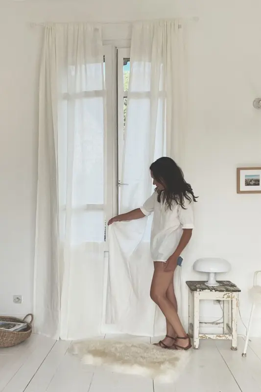 Rod pocket linen curtain | Size: 53x90