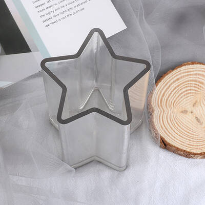 DIY Plastic Star Candle Molds