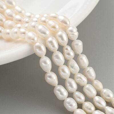 Natural Cultured Freshwater Pearl Beads Strands