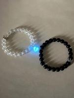 Unisex Luminous Magnetic Heart Charm Bracelets for Couple, 2pcs/set Trendy Minimalist Beaded Bracelets, Chic All-match Vintag...