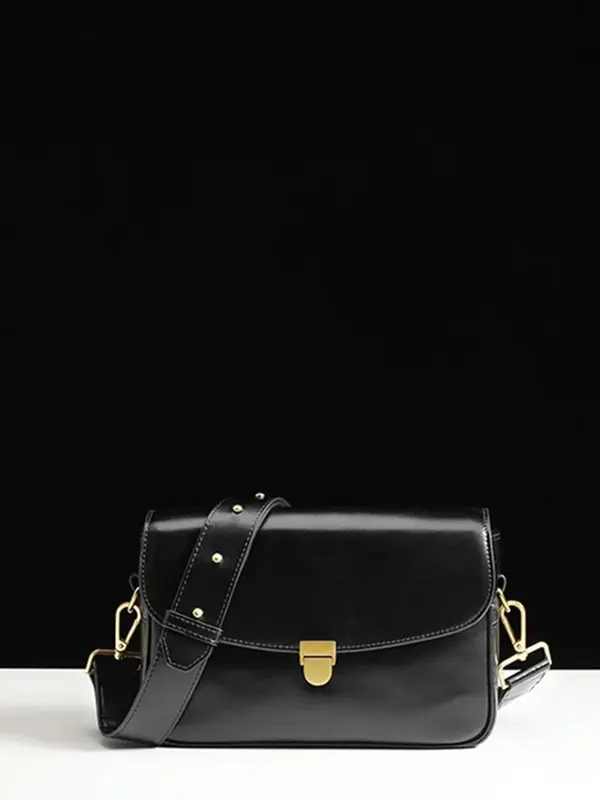 Smting zippered mini flap bag