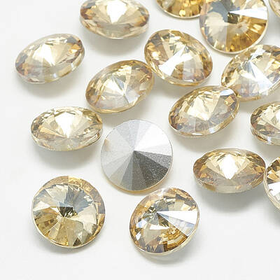 Pointed Back Glass Rhinestone Cabochons