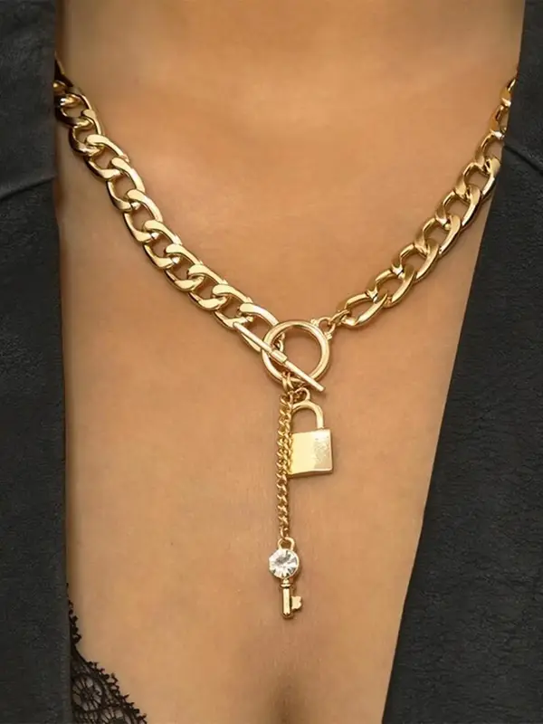 Rhinestone Key & Lock Design Chain Necklace for Women for Gift, Charms Necklace, Clavicle Chain Necklace, OT Buckle Chunky Ch...