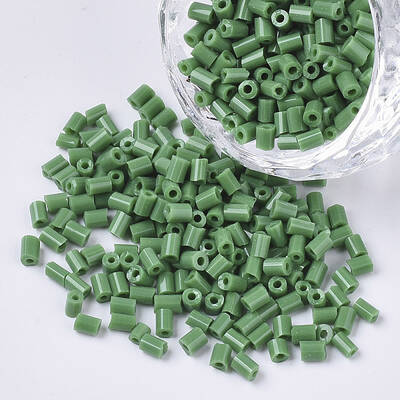 8/0 Two Cut Glass Seed Beads