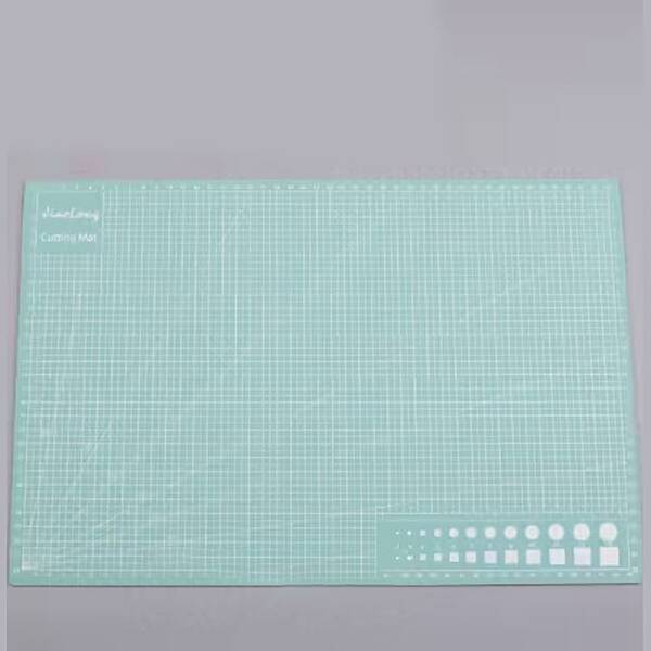 A4 Plastic Cutting Mat
