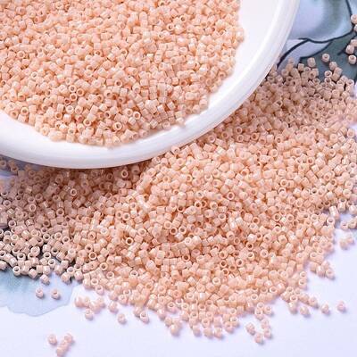 MIYUKI Delica Beads