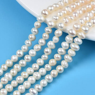 Natural Cultured Freshwater Pearl Beads Strands
