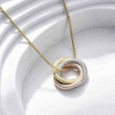 304 Stainless Steel Triple Circles Pendant Necklaces for Women