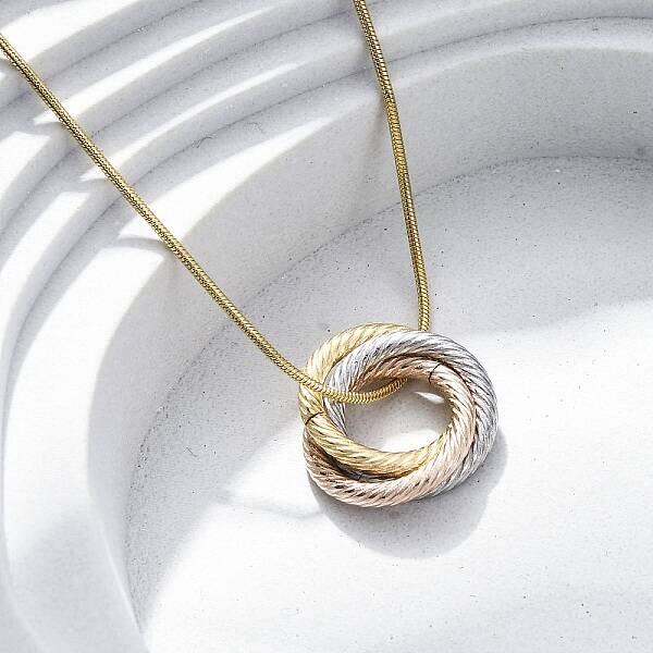 304 Stainless Steel Triple Circles Pendant Necklaces for Women