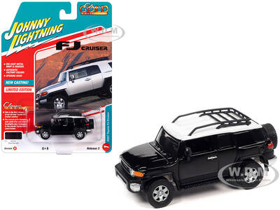 2007 Toyota FJ Cruiser Black Diamond with White Top and Roofrack \