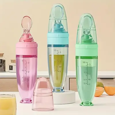 Silicone Baby Food Storage Bottle with Spoon, 1 Count Soft Squeeze Feeding Bottle with Dustproof Cover & Spoon, Baby Food Con...