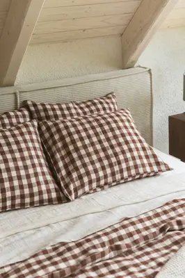 Linen pillowcase in Mocha Gingham | Size: Lumbar