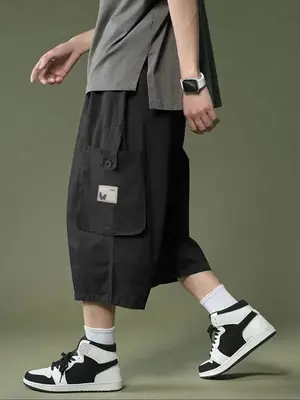 Men's Loose Letter Patched Flap Pocket Drawstring Wide Leg Cargo Capris Pants, Summer Outfits, Casual Street Elastic Waist T...