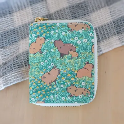 Noristudio Small Zipper Wallet with Capybara Meadow Pattern in Green