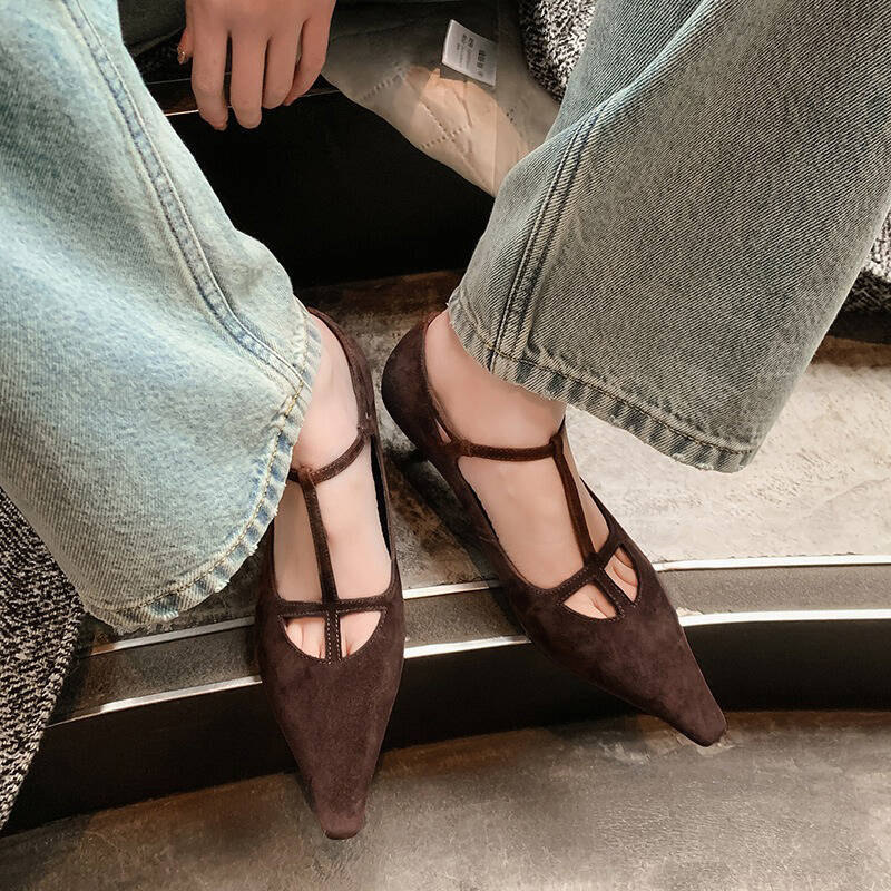CHIKO Paislee Pointy Toe Kitten Heels T-Strap Shoes