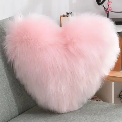 Heart Shaped Faux Fur Pillow Cover, Cozy Corner Cushion Cover, Soft & Skin-friendly Pillow Case for Sofa Bedroom Chair Pillow...