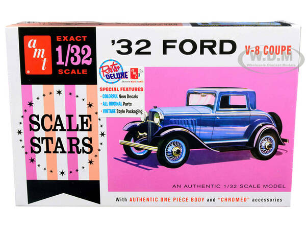 Skill 2 Model Kit 1932 Ford V-8 Coupe \