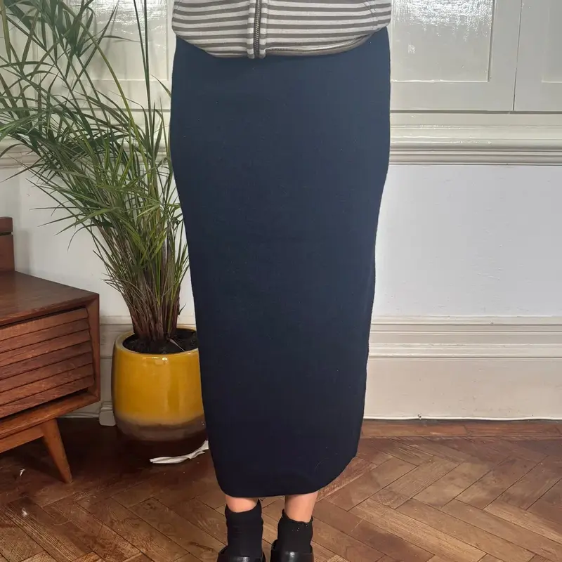 Le Selectif Midi Skirt - 29W UK 10 Navy Cashmere